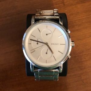 DKNY ladies silver watch ** gorgeous**